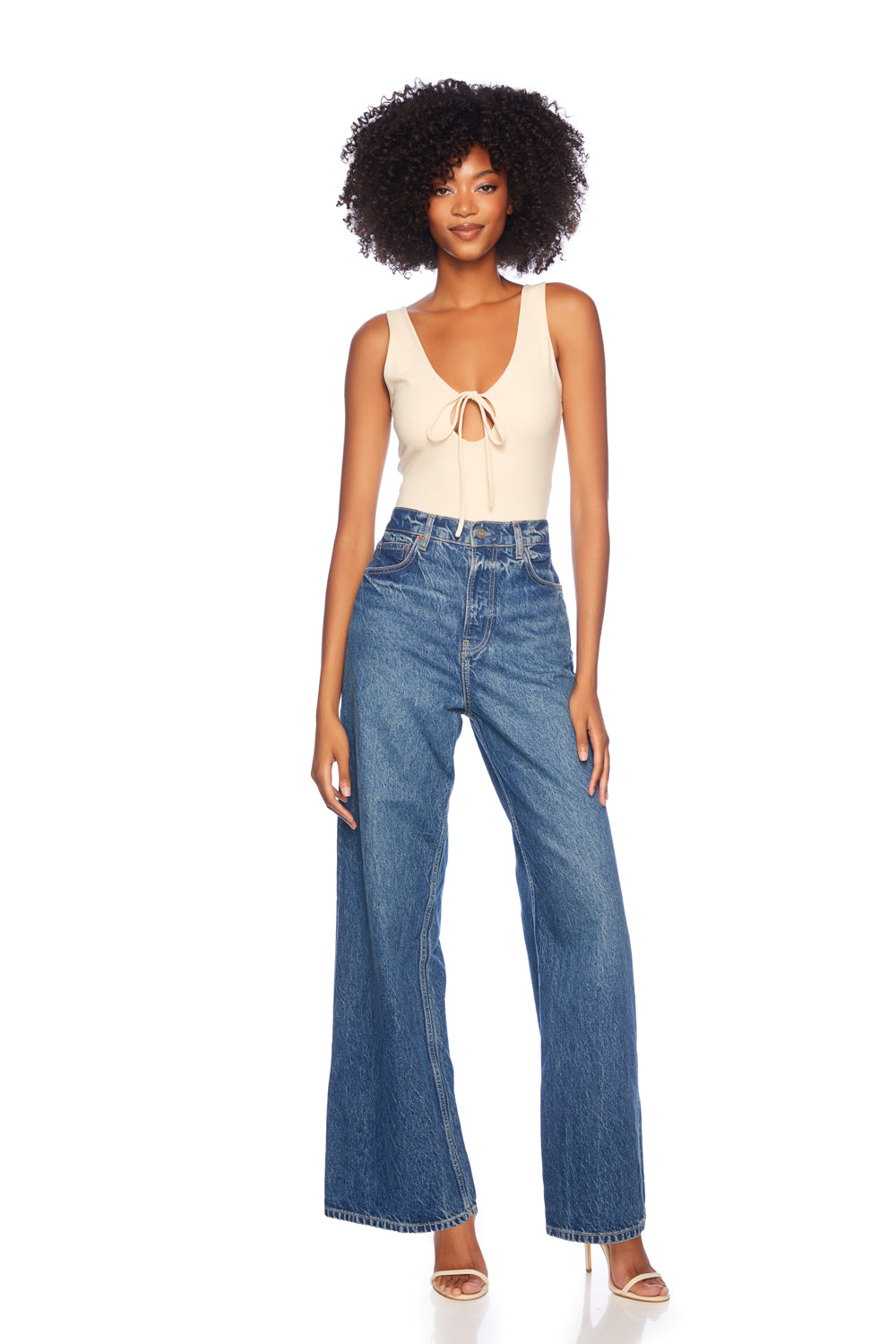 circle front tank top