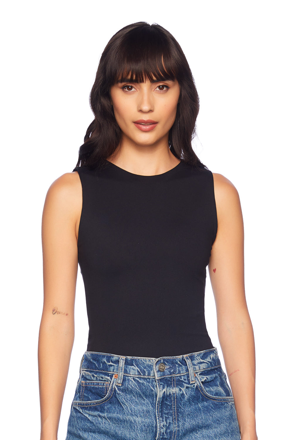 crew sleeveless top