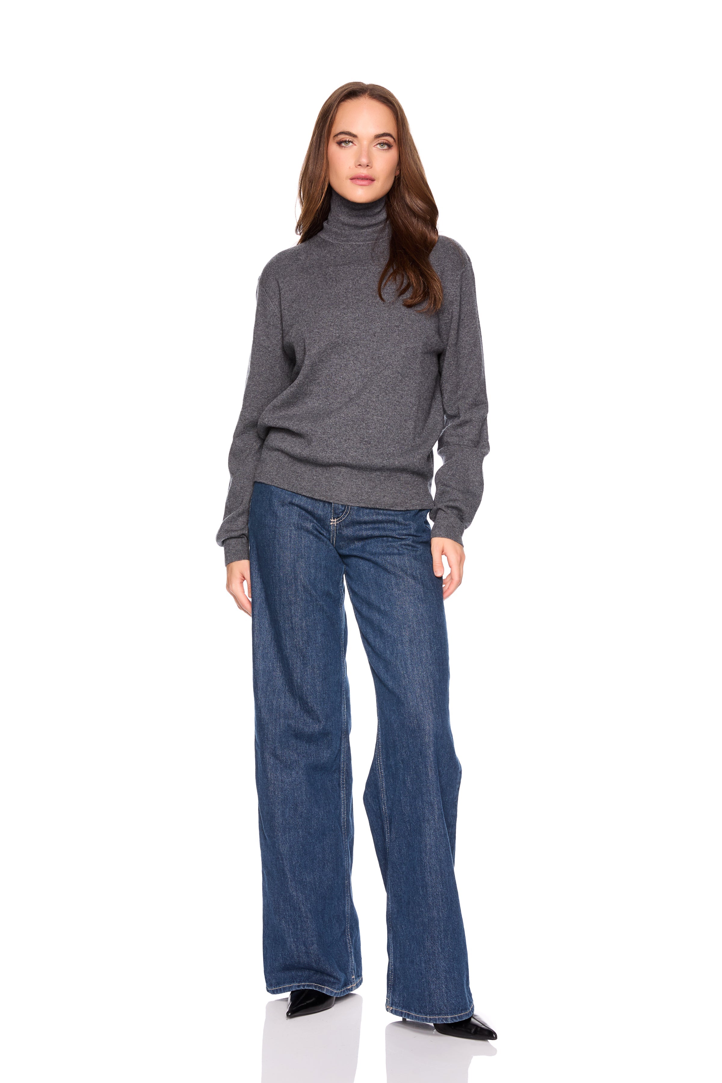 oversized turtleneck sweater