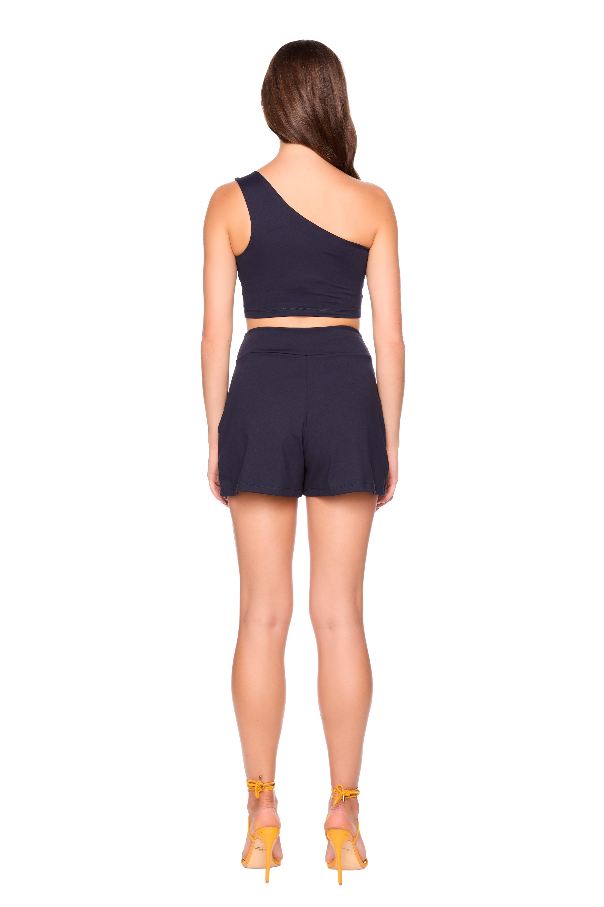 essential pleated short