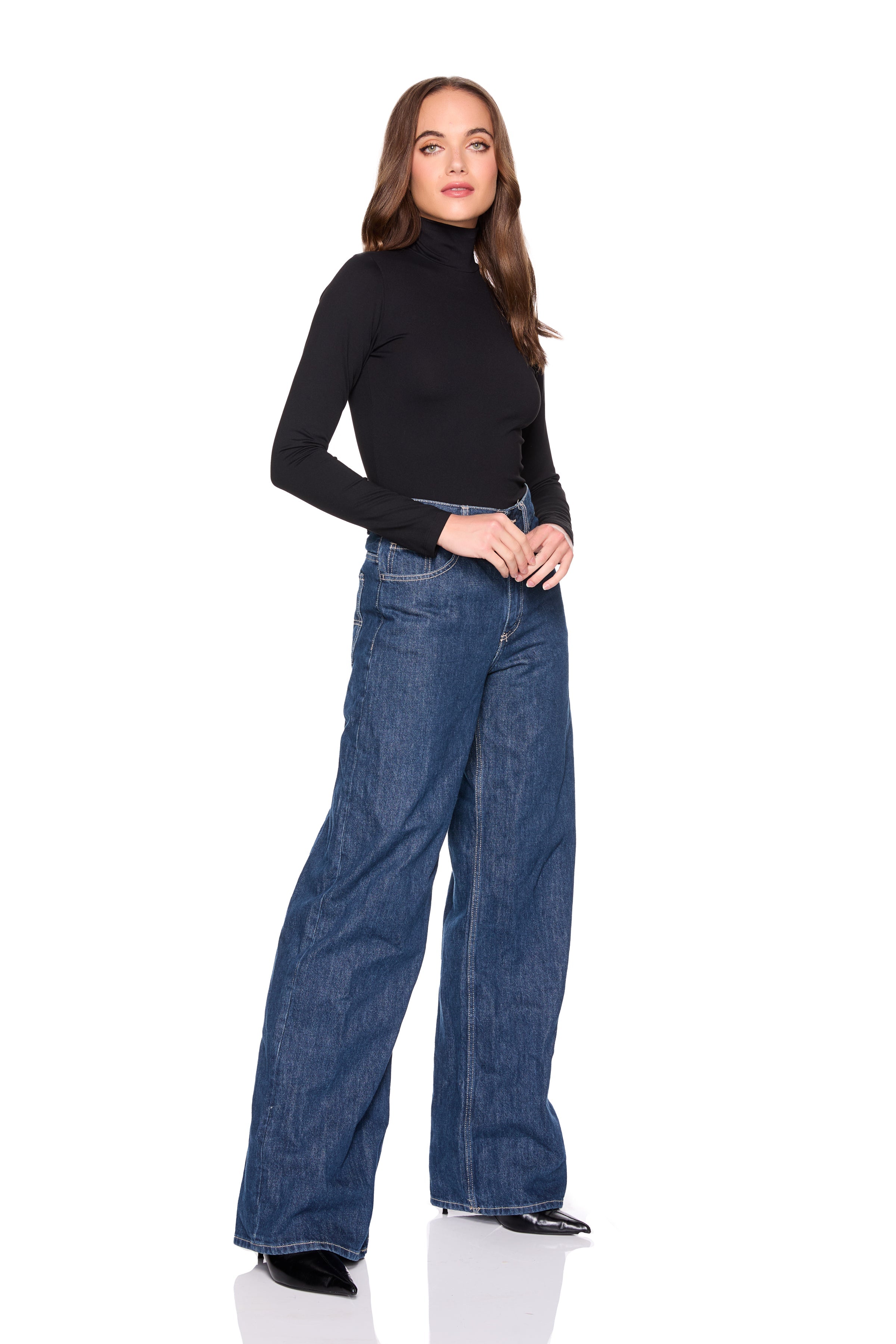 essential long sleeve turtleneck top