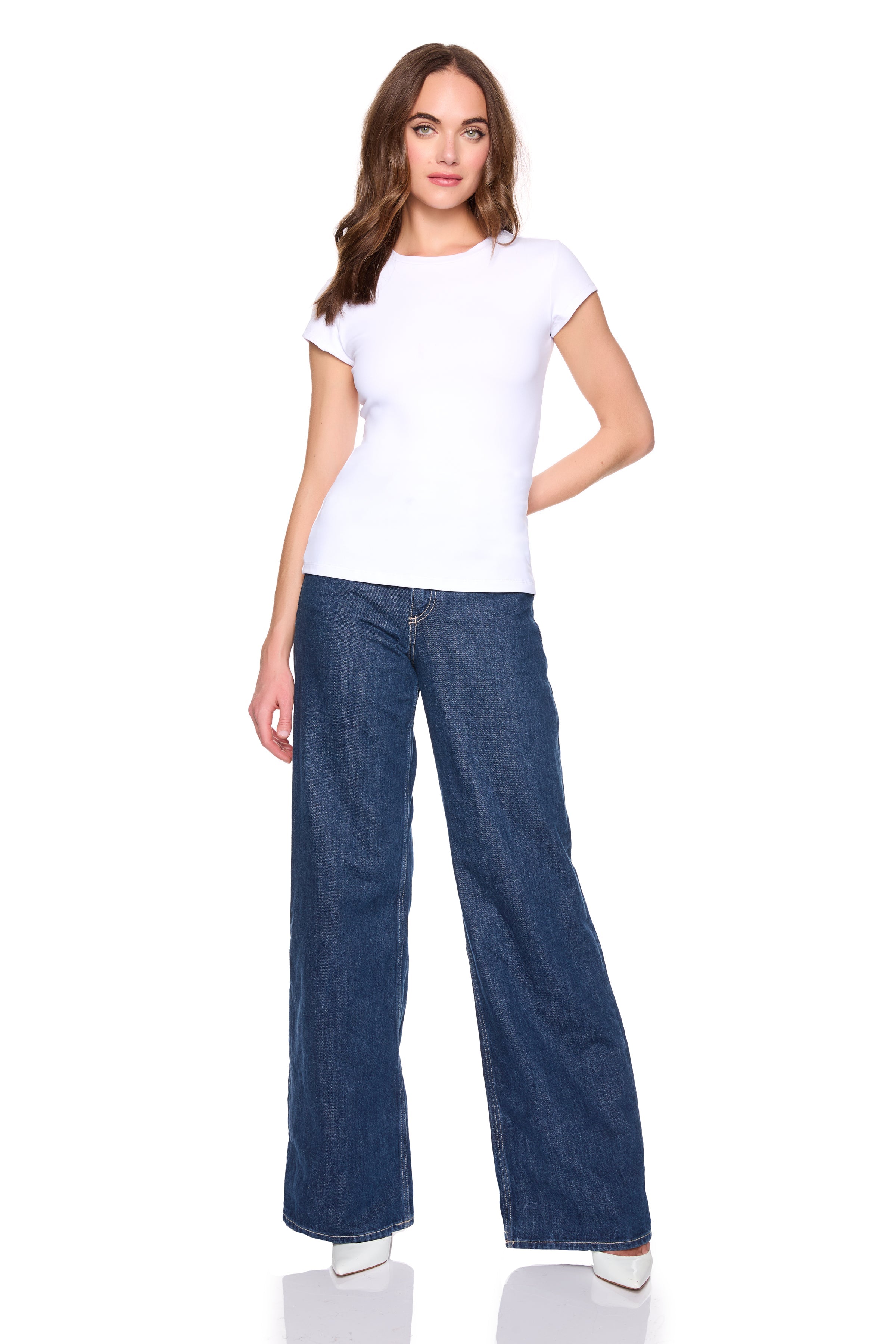 essential crew short sleeve tee