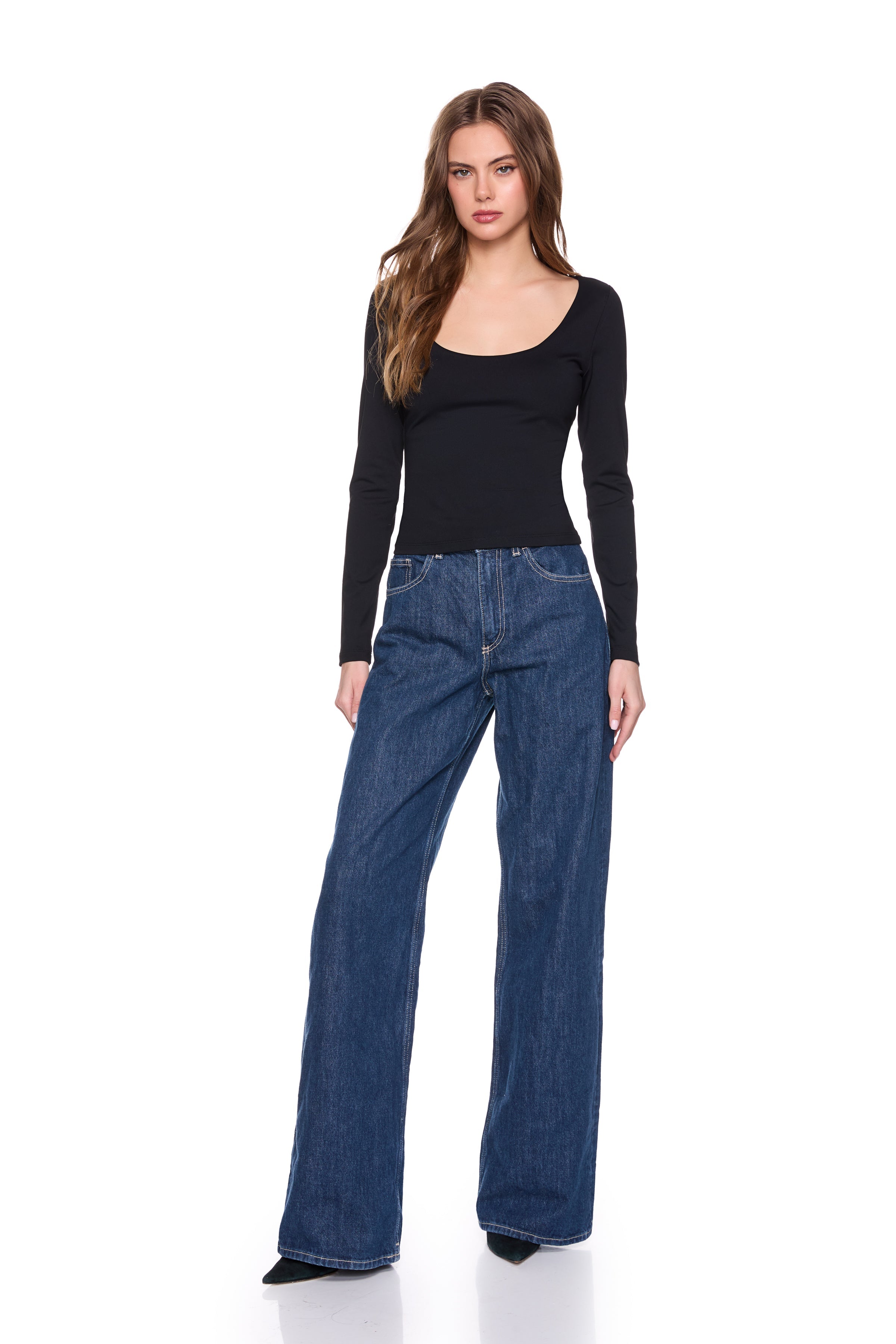 essential scoop front long lseeve top