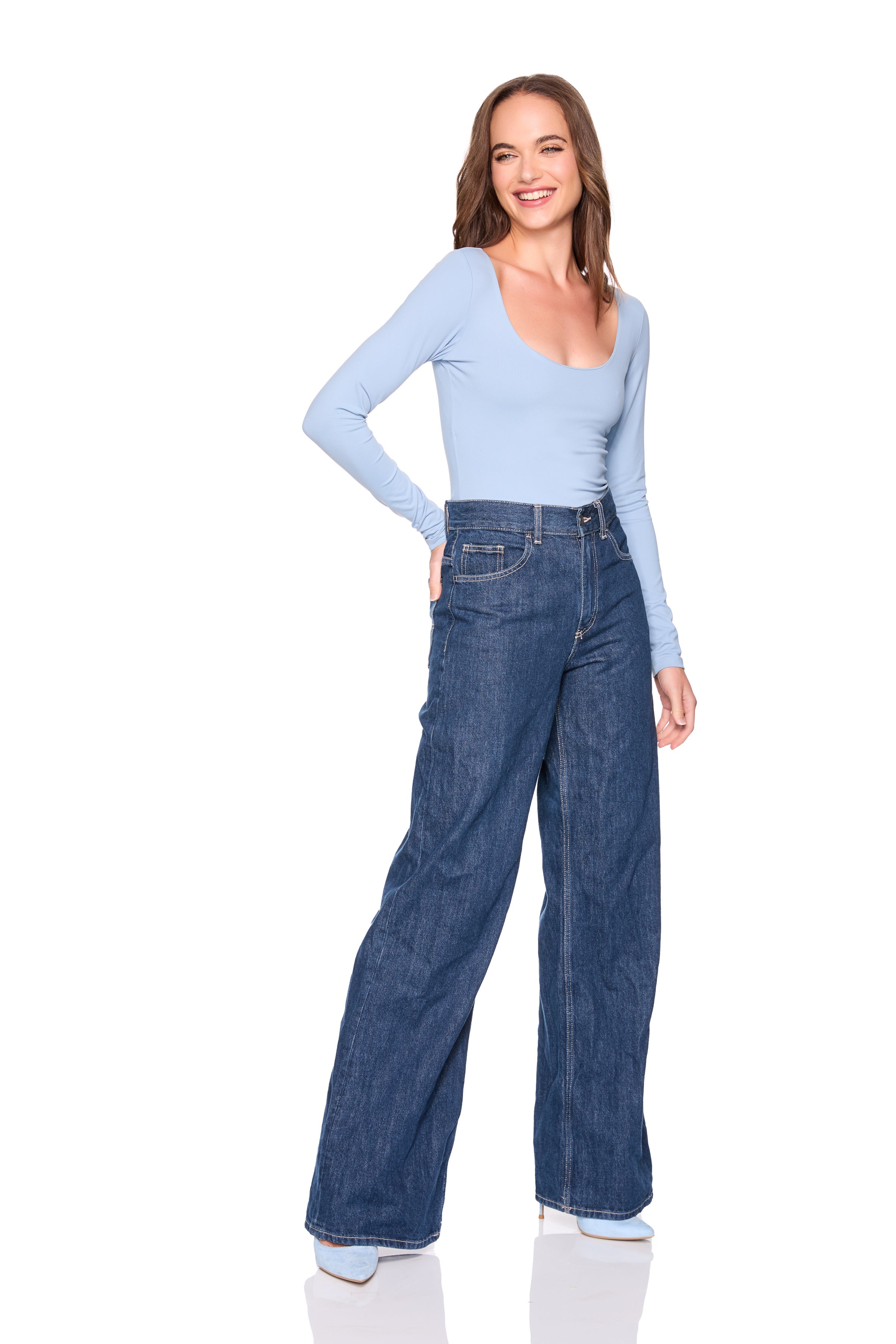 essential scoop front long lseeve top