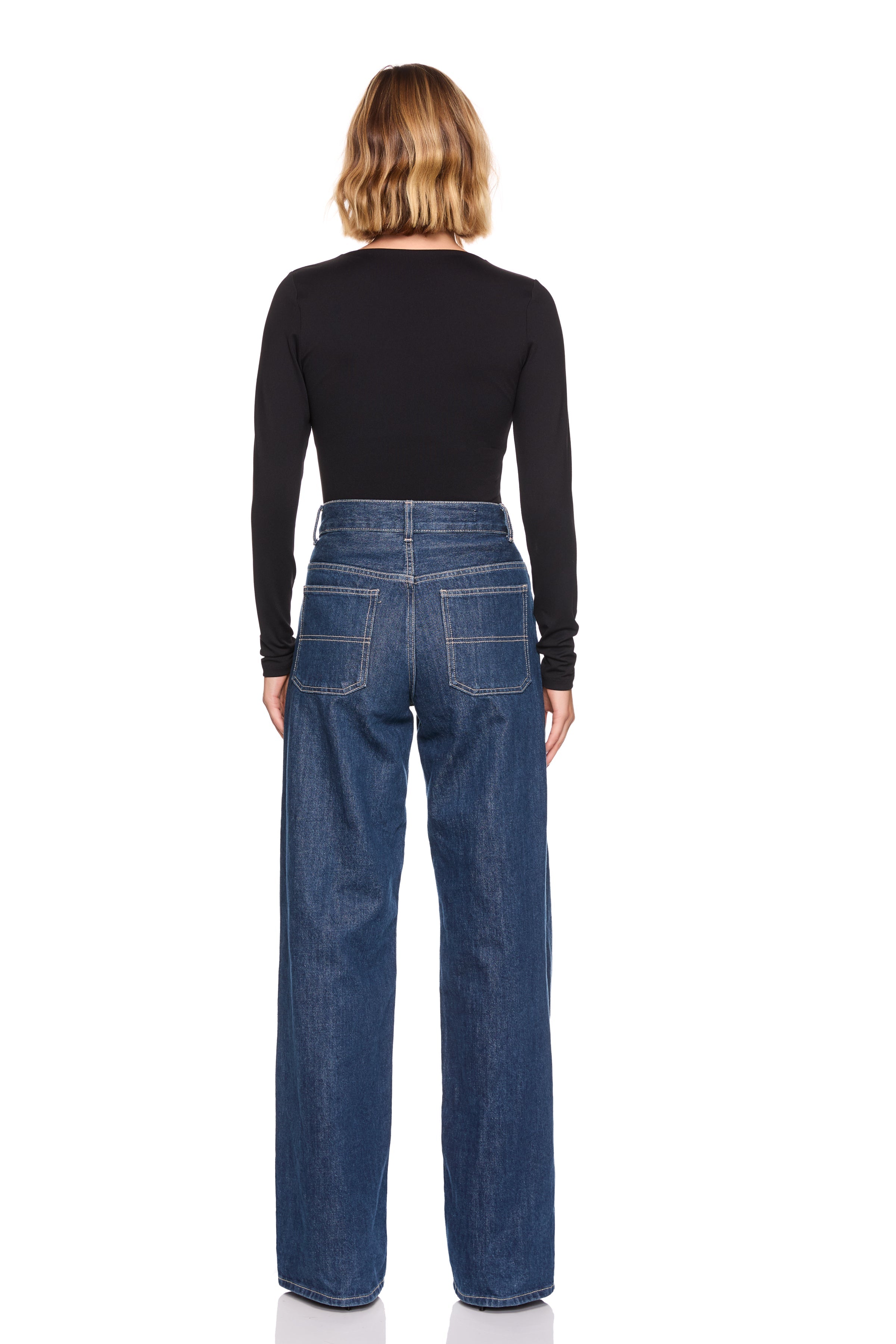 essential sexy v long sleeve