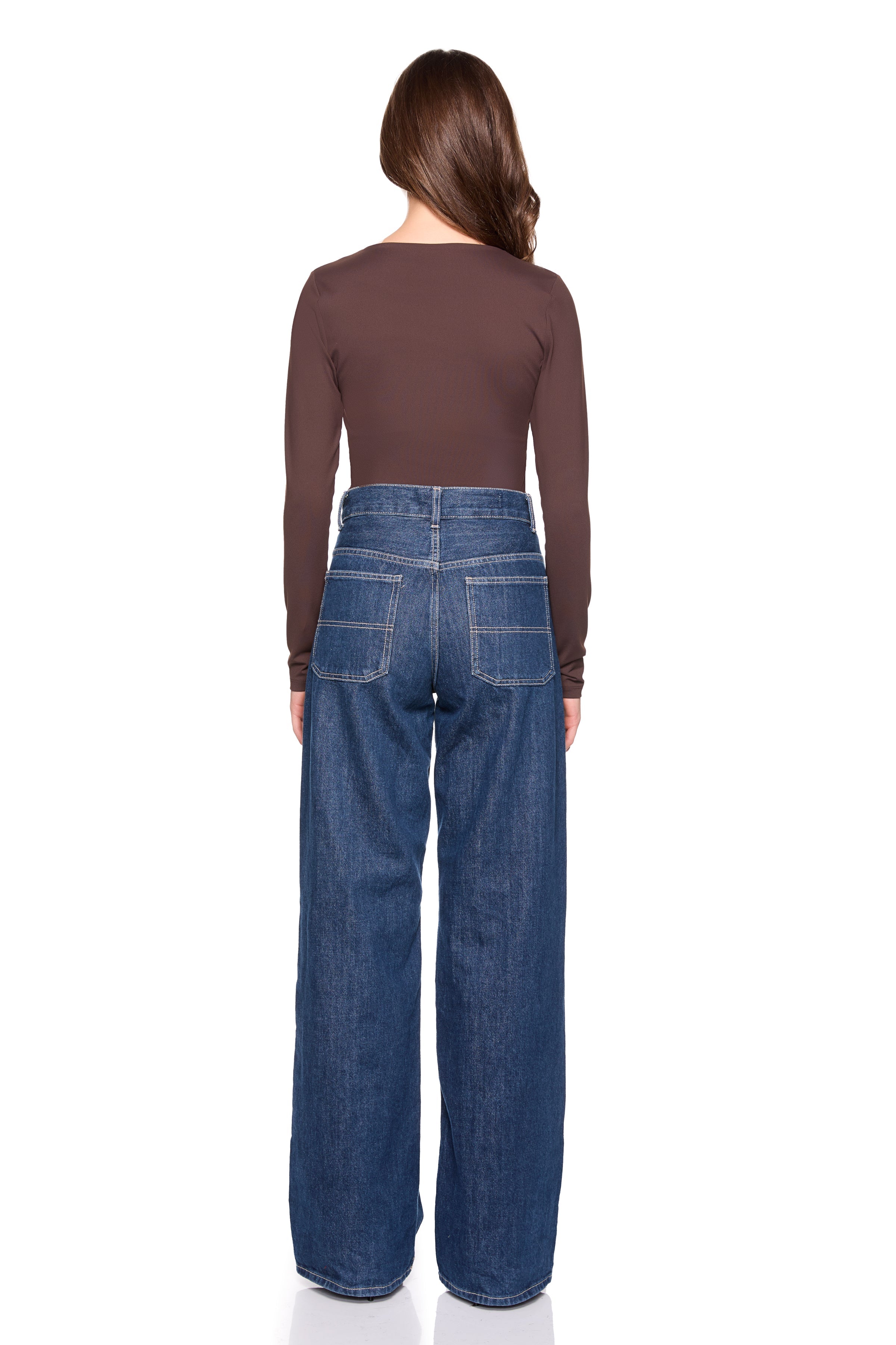 essential sexy v long sleeve