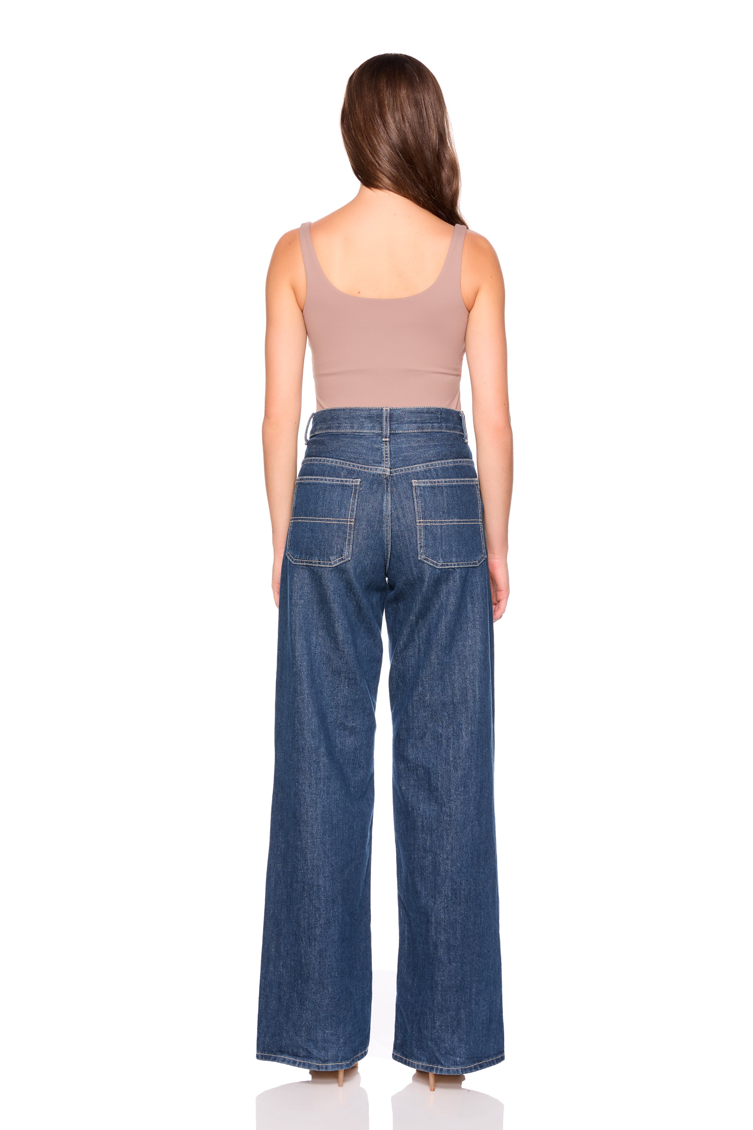 essential everyday tank